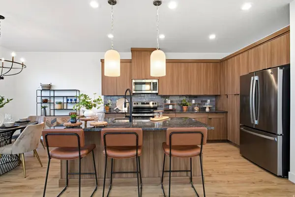 189 E 210 N #8, North Salt Lake, UT 84054