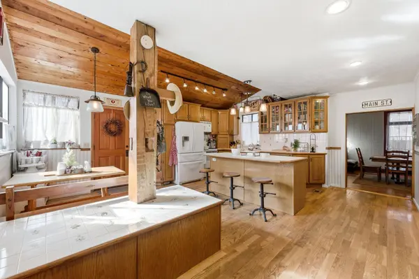 16 S 200 E, Centerville, UT 84014