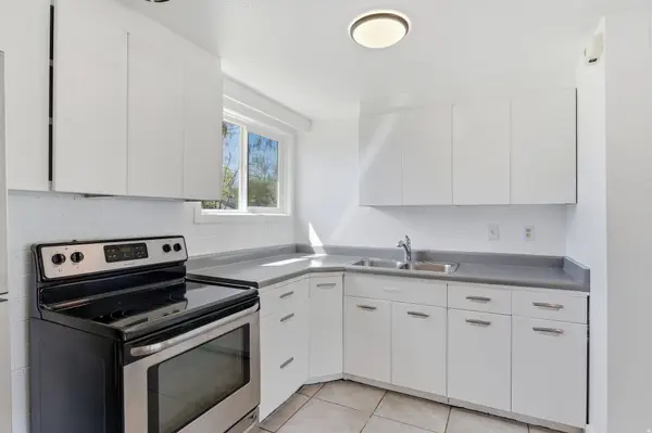 566 MILLER AVE, Layton, UT 84041