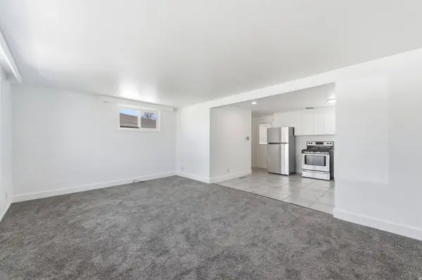 566 MILLER AVE, Layton, UT 84041