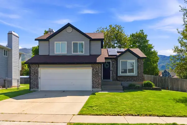 1691 S 300 E, Kaysville, UT 84037
