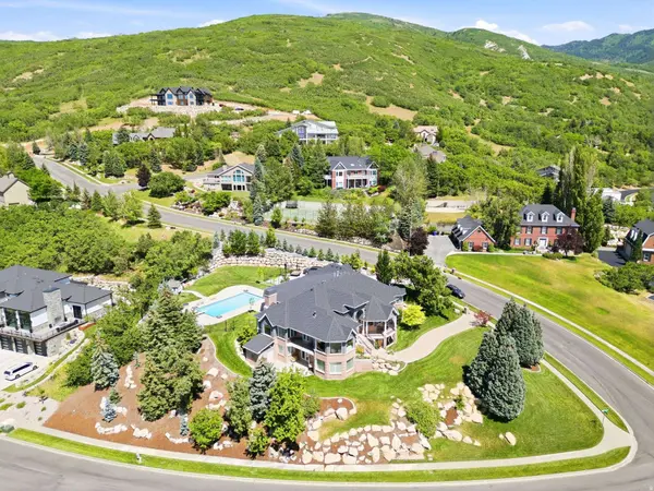 1756 S STONE HOLLOW DR, Bountiful, UT 84010