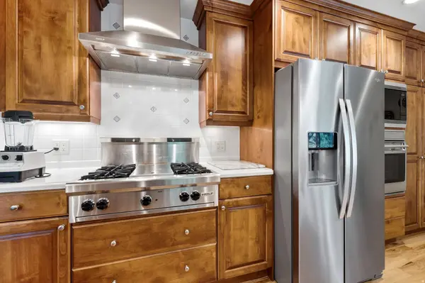 3059 N 2350 E, Layton, UT 84040