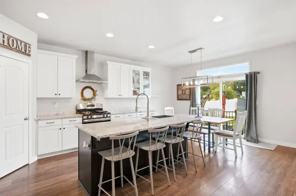 2249 S PARKWOOD LN, Kaysville, UT 84037