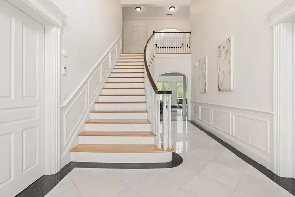 46 Porter Rd, Andover, MA 01810