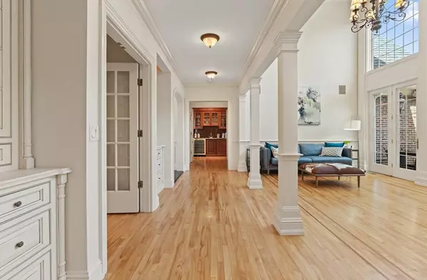 46 Porter Rd, Andover, MA 01810