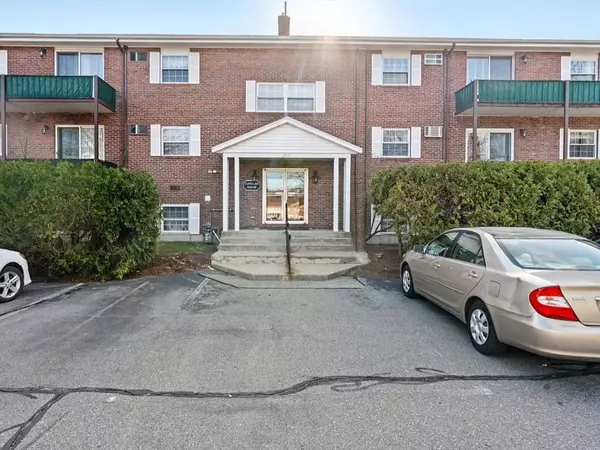 257 N Main St #11, Andover, MA 01810