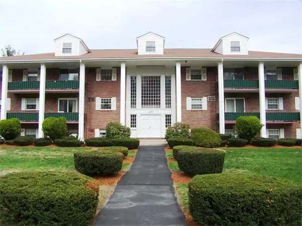 257 N Main St #11, Andover, MA 01810