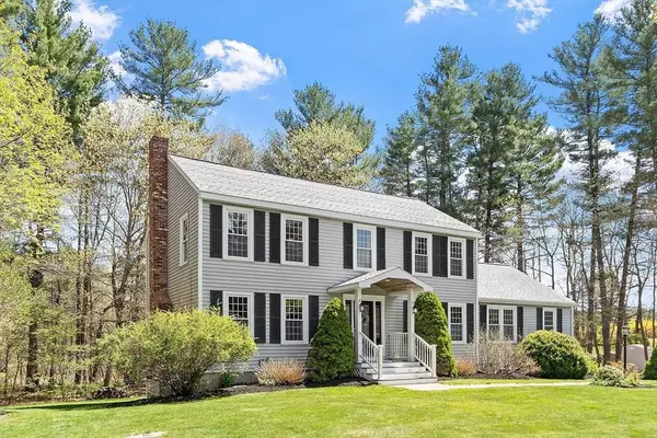 170 Olympic Ln, North Andover, MA 01845