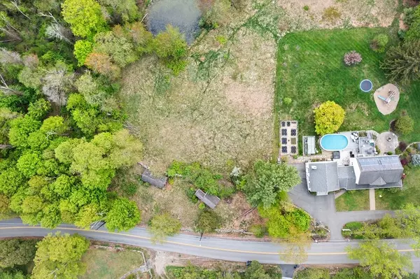 237 Salem St, Andover, MA 01810