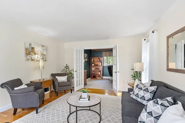 4 Plumwood Dr, Methuen, MA 01844