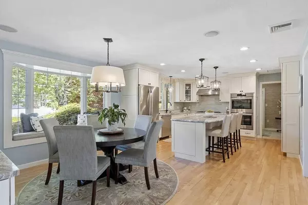 9 Bateson Dr, Andover, MA 01810