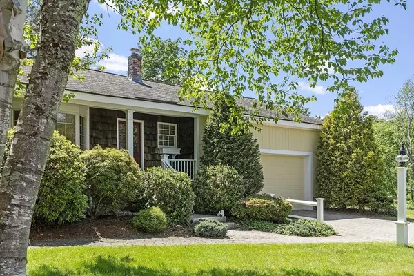 9 Bateson Dr, Andover, MA 01810