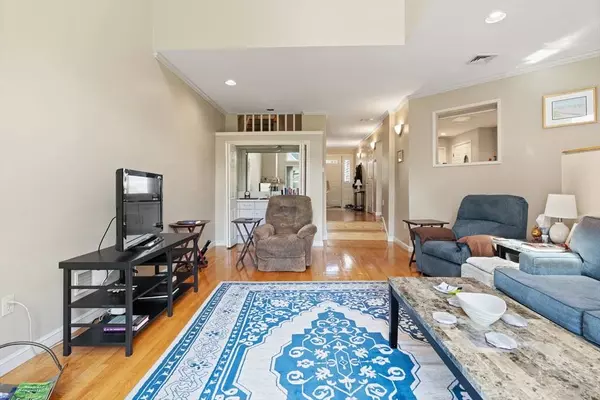 38 Alcott Way #38, North Andover, MA 01845