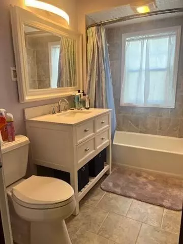 21 Sunset Ave., Methuen, MA 01844