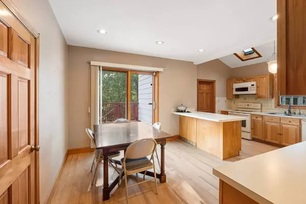 497 S Main St, Andover, MA 01810