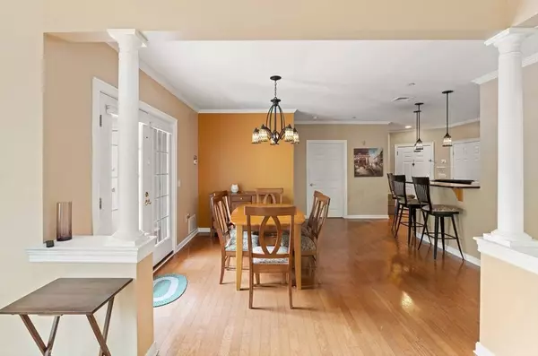 190 Chickering Rd #201D, North Andover, MA 01845