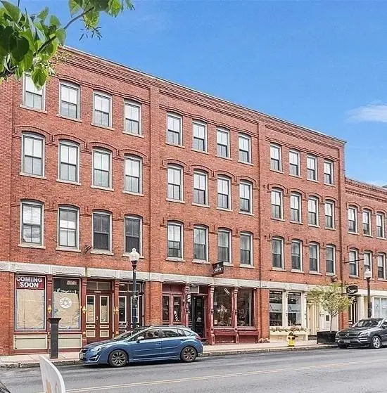 24 Washington St #404, Haverhill, MA 01832