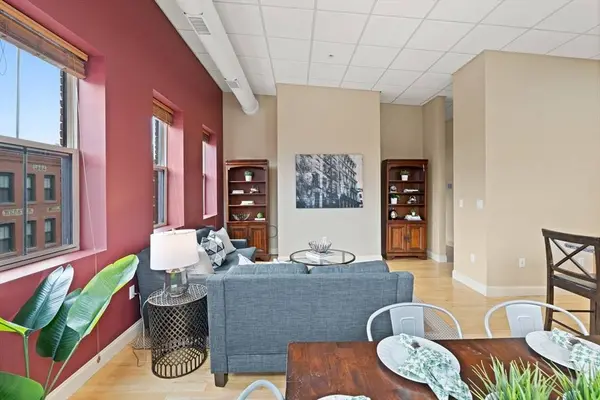 24 Washington St #404, Haverhill, MA 01832