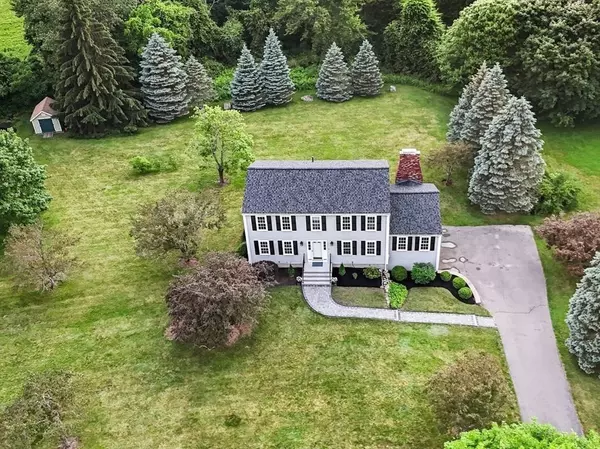 3 Penni Ln, Andover, MA 01810