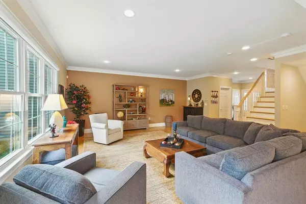 4 Caileigh Ct #4, Andover, MA 01810