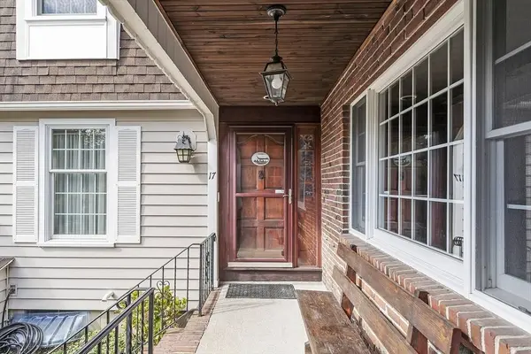 17 Rose Glen Dr, Andover, MA 01810