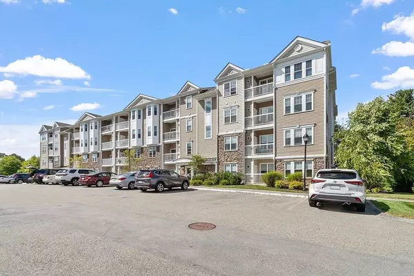 2 Francis Dr #412, Andover, MA 01810