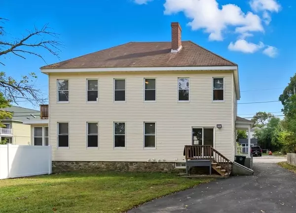 53 May St, North Andover, MA 01845