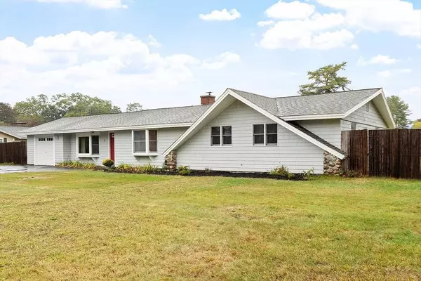 6 Colgate St, Danvers, MA 01923