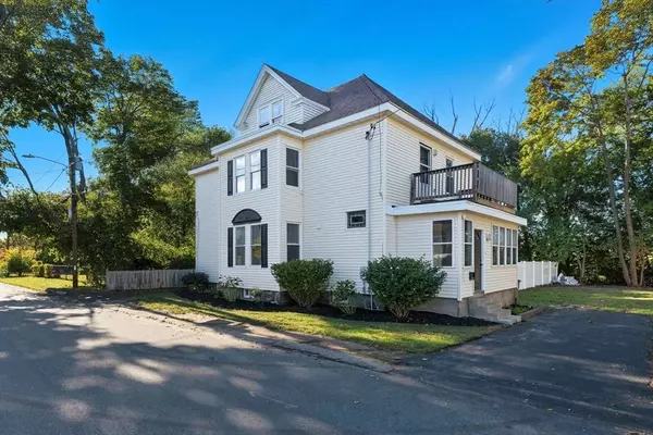 53 May St, North Andover, MA 01845