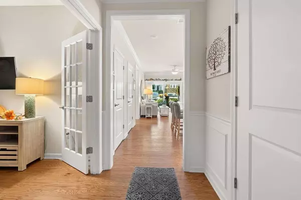 4 Francis Dr #105, Andover, MA 01810