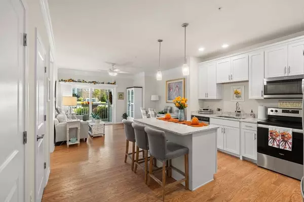 4 Francis Dr #105, Andover, MA 01810