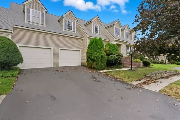 23 Michael Way #35, Andover, MA 01810