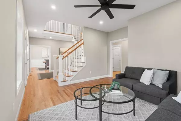 103 Central St, Andover, MA 01810