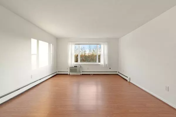 1 Colonial Dr #B1-8, Andover, MA 01810