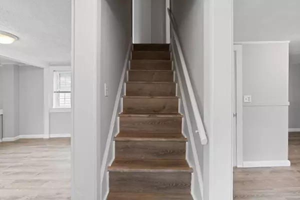 95-B N Main St #B, Andover, MA 01810