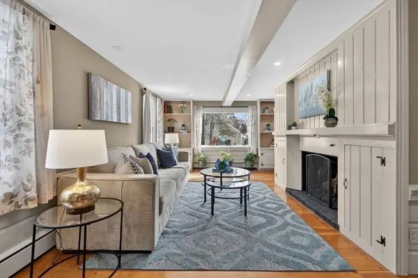 40 Chandler Cir, Andover, MA 01810