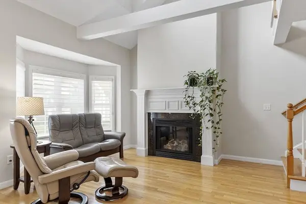 7 Squaw Creek Dr #7, Haverhill, MA 01830