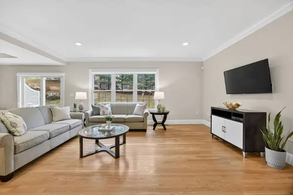 3 Caileigh Ct #3, Andover, MA 01810