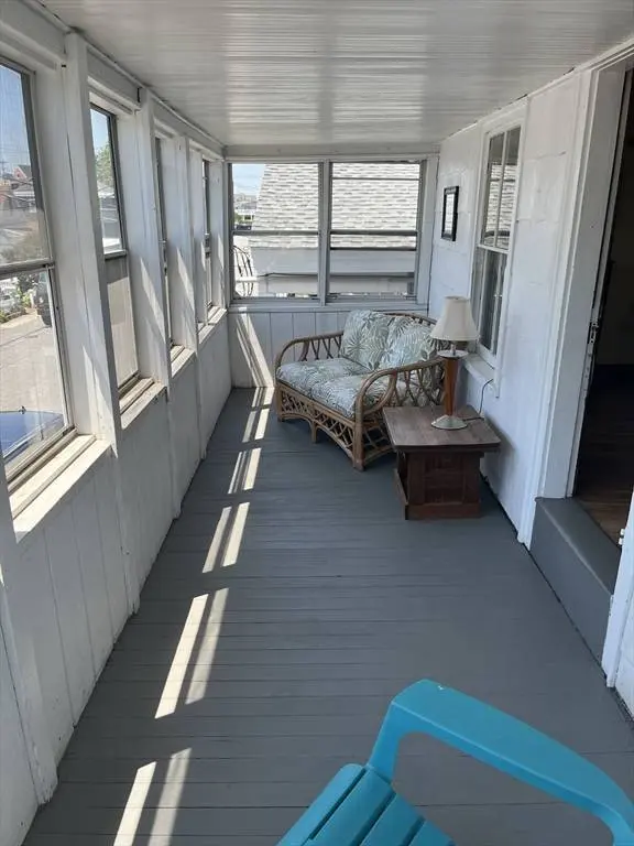 7 Dover Avenue, Hampton, MA 01830