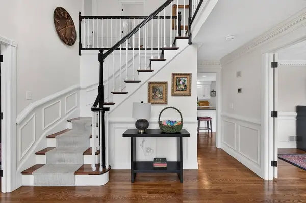 21 Greybirch Rd, Andover, MA 01810