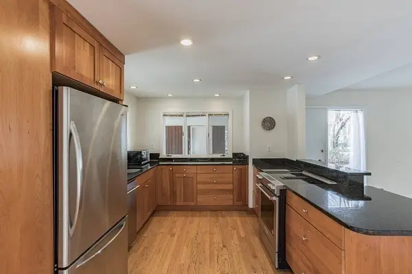 34 Karlton Cir #34, Andover, MA 01810