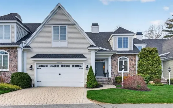 25 Crenshaw Ln #25, Andover, MA 01810