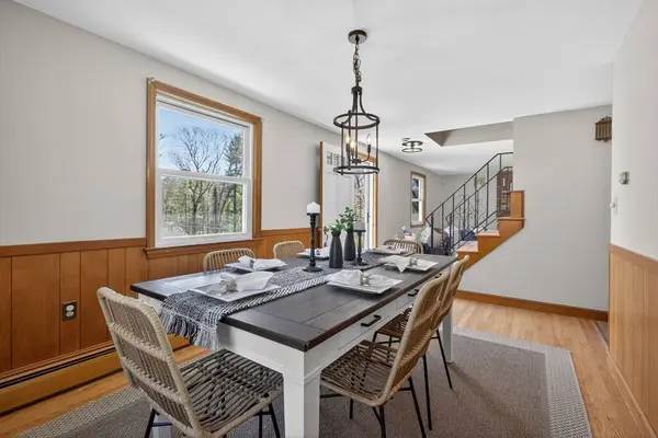 57 Juniper Rd, Andover, MA 01810