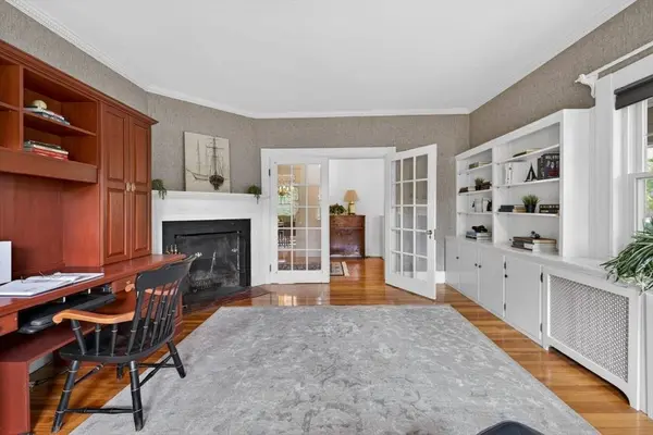 311 S Main St, Andover, MA 01810