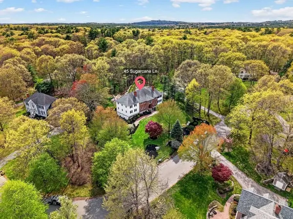 45 Sugarcane Ln, North Andover, MA 01845