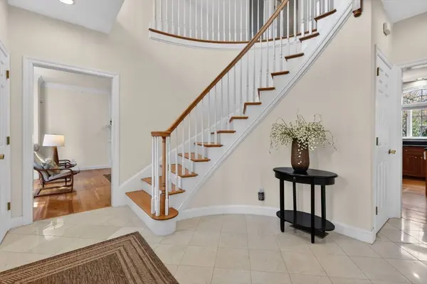 102 Argilla Rd, Andover, MA 01810