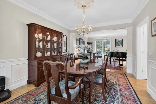 23 Palomino Dr, North Andover, MA 01845