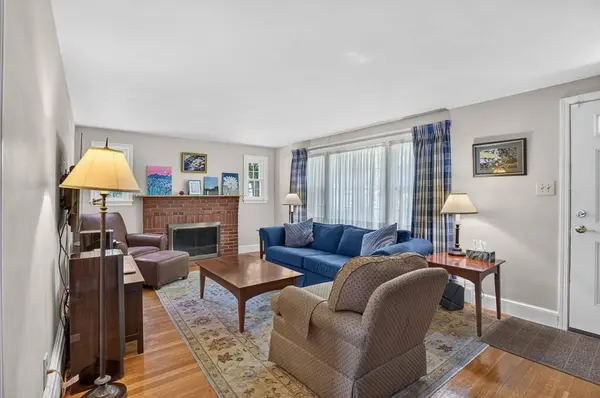 90 Lowell St, Andover, MA 01810