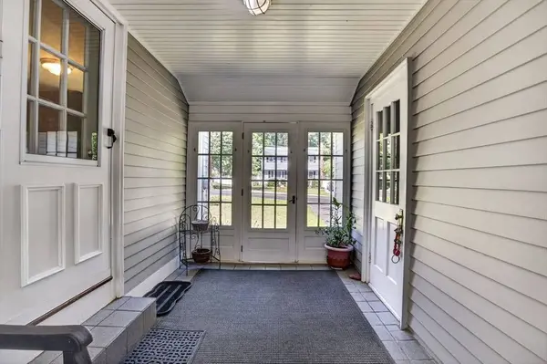 90 Lowell St, Andover, MA 01810